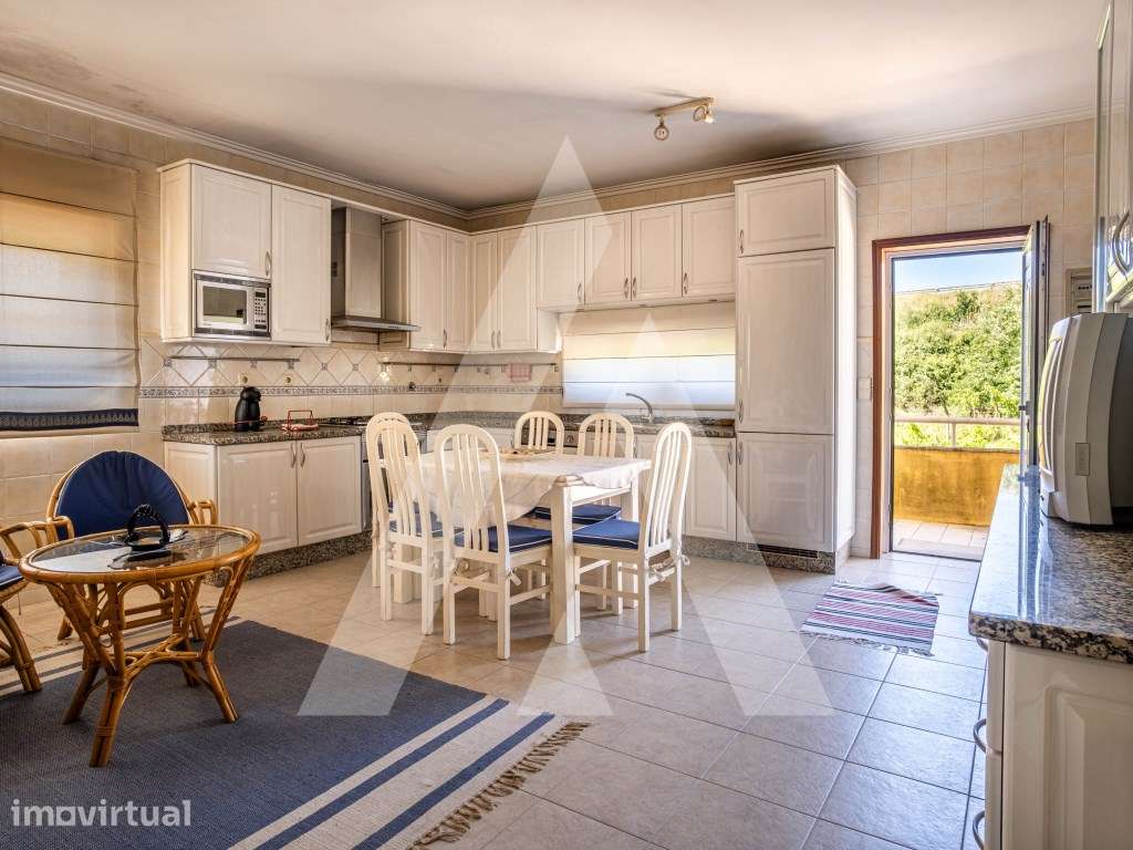 Moradia Exclusiva com Piscina Interior e Terreno de 1.355 m² em Oli... - Grande imagem: 5/54