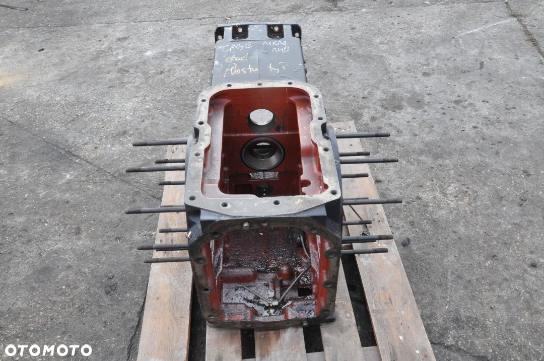 OBUDOWA MOSTU NEW HOLLAND TM  CASE MXM 140 51862869 - 4
