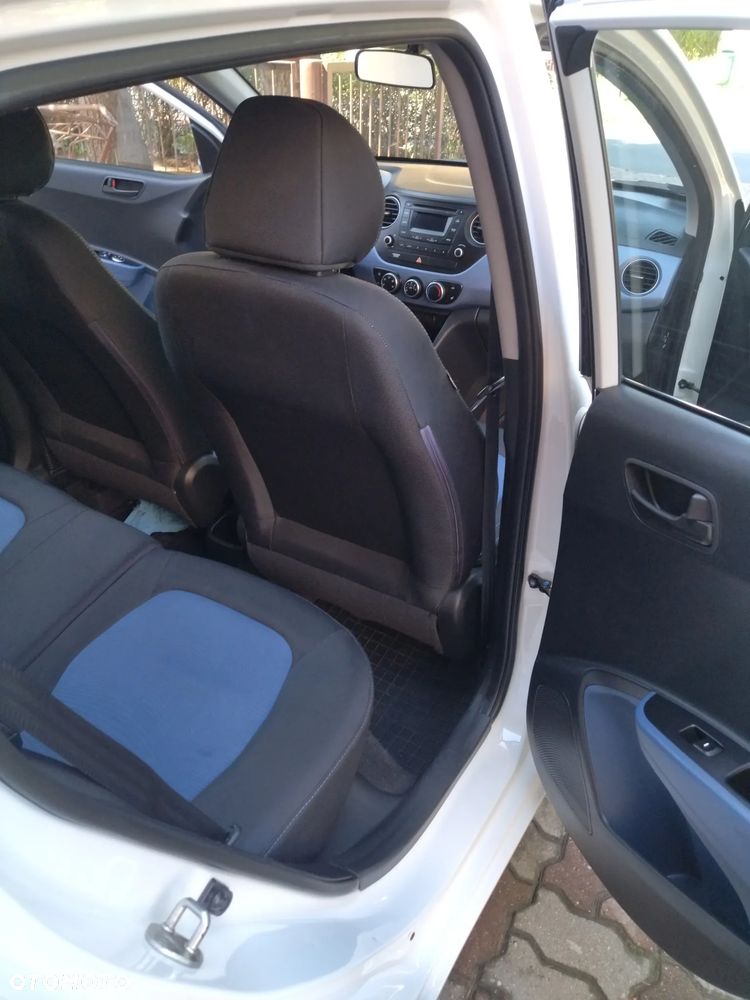 Hyundai i10 1.2 Premium - 19