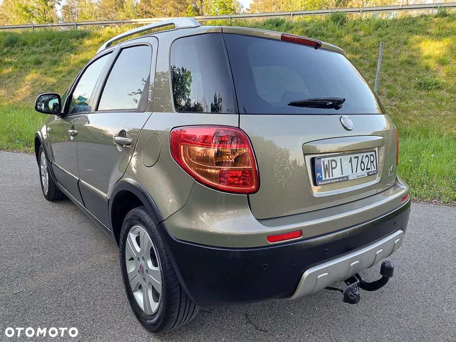 Fiat Sedici - 10