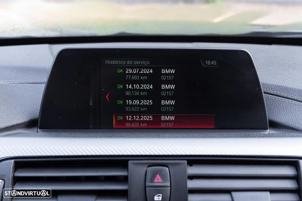 BMW 318 d Pack Desportivo M Auto - 20