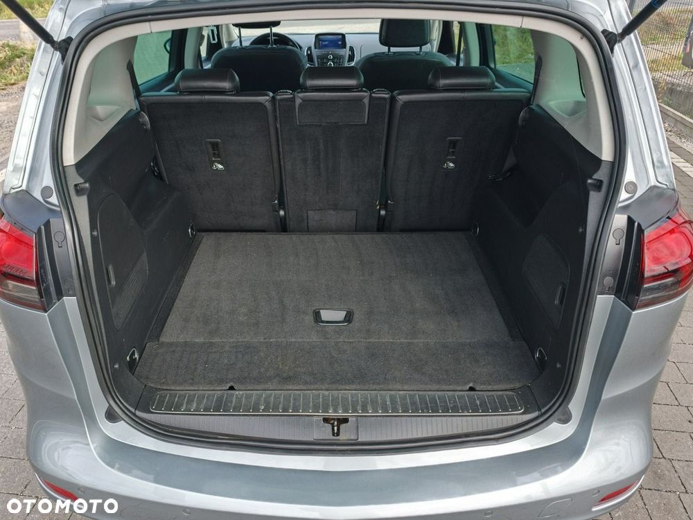Opel Zafira - 9