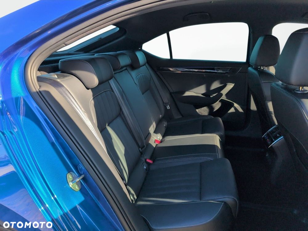 Skoda Superb 2.0 TSI 4x4 L&K DSG - 14
