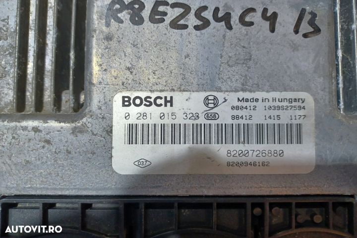Calculator motor ECU 8200726880  0281015323 - 2.0 DCI 8200726880  028 - 3