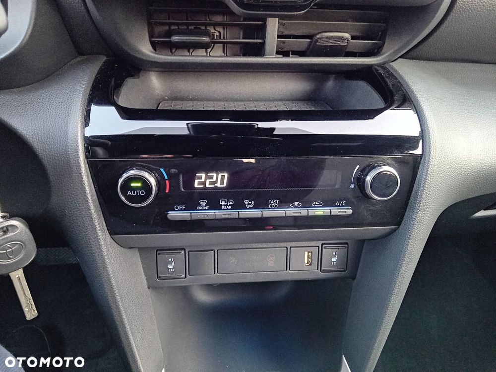 Toyota Yaris Cross Hybrid 1.5 Comfort - 15