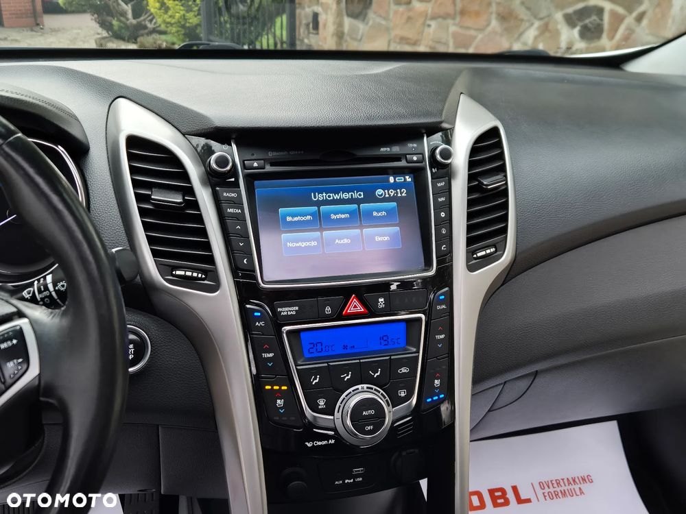 Hyundai i30 blue Kombi 1.6 CRDi DCT Premium - 8