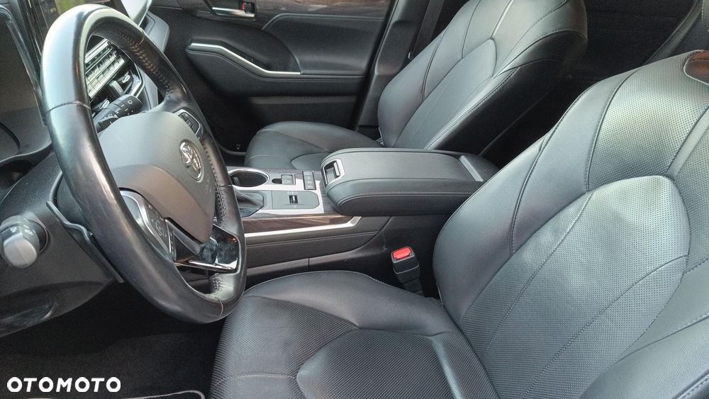 Toyota Highlander - 14