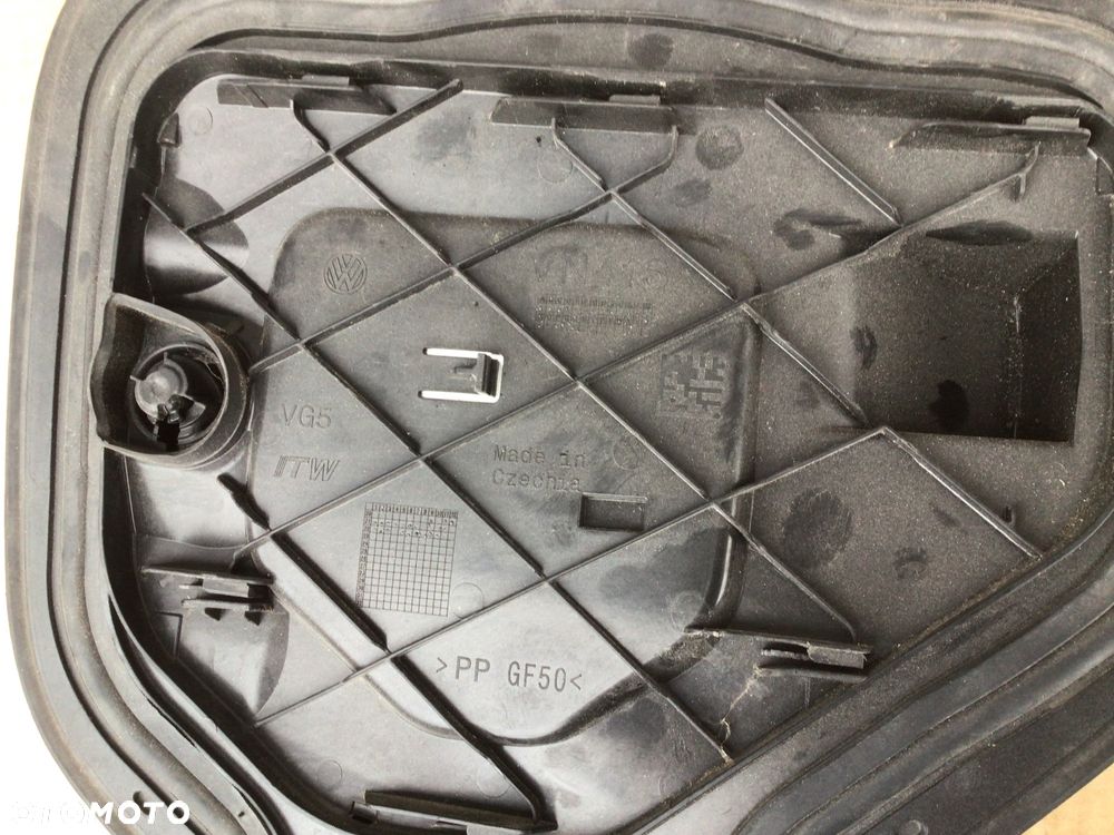 Klapka Gniazdo Elektryczne Ładowania VW id Buzz 1T3 - 2