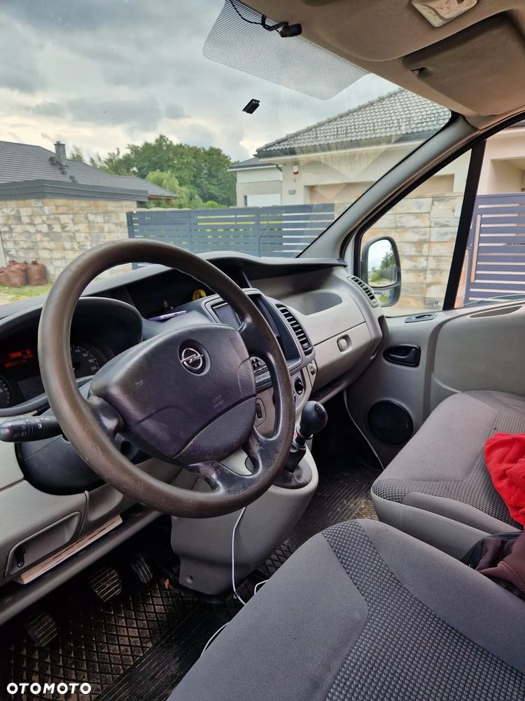 Opel Vivaro - 6