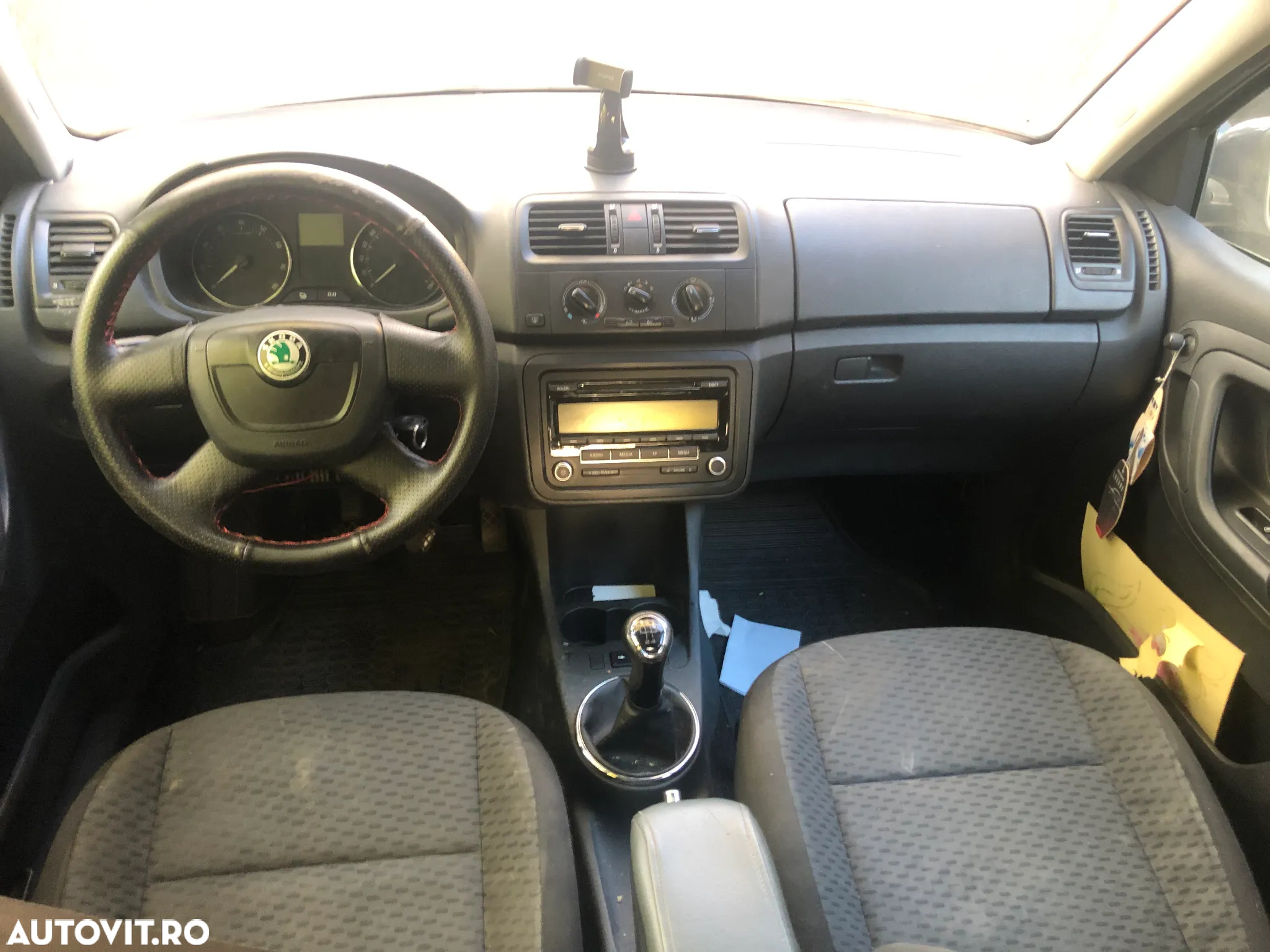 Dezmembrez Skoda Fabia 2 facelift albastru 1.2 benzina 2011 - 8