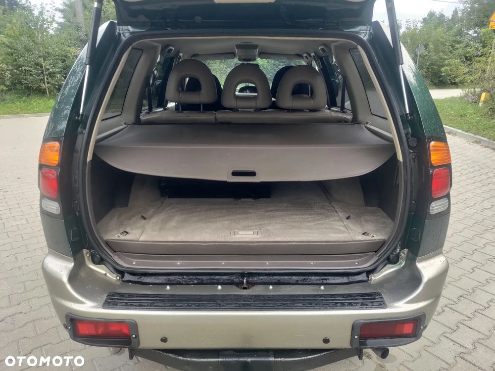 Mitsubishi Pajero Sport - 7