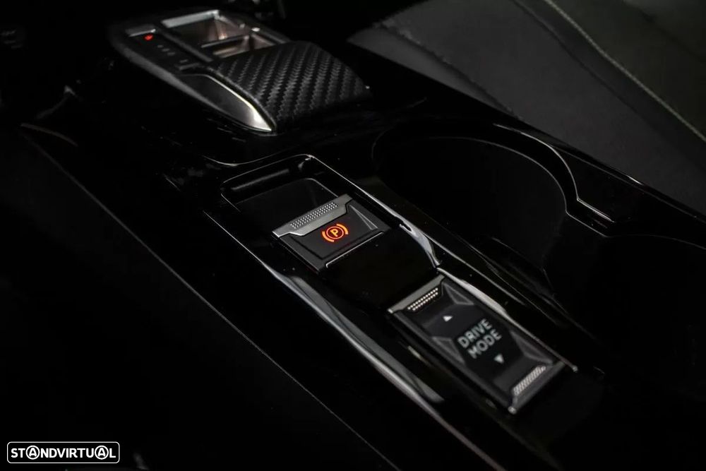 Peugeot 208 1.2 Hybrid GT e-DCS6 - 21