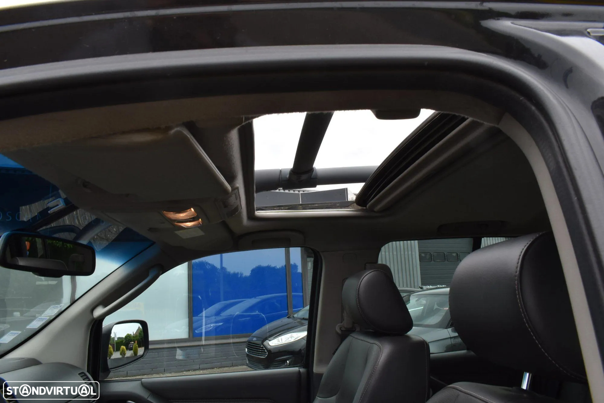 Nissan Navara 3.0 dCi V6 CD LE AT 4WD - 10