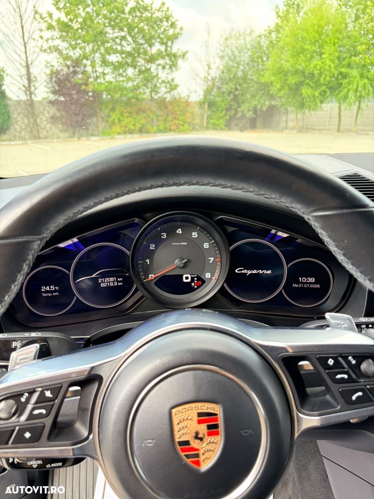 Porsche Cayenne Standard - 7