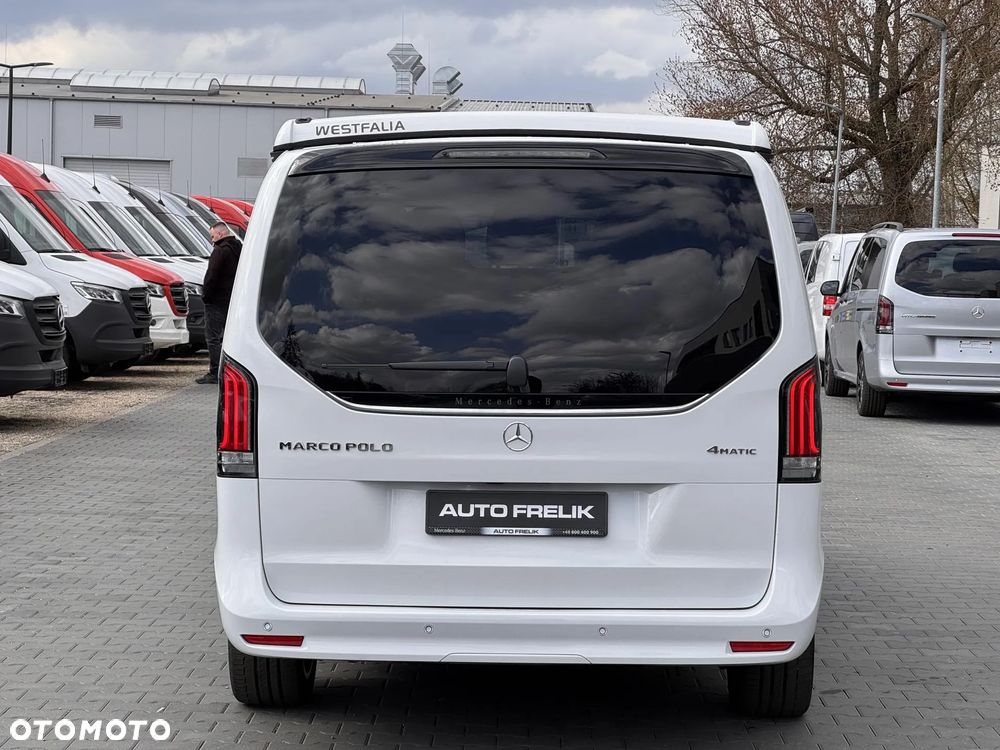 Mercedes-Benz Klasa V - 8