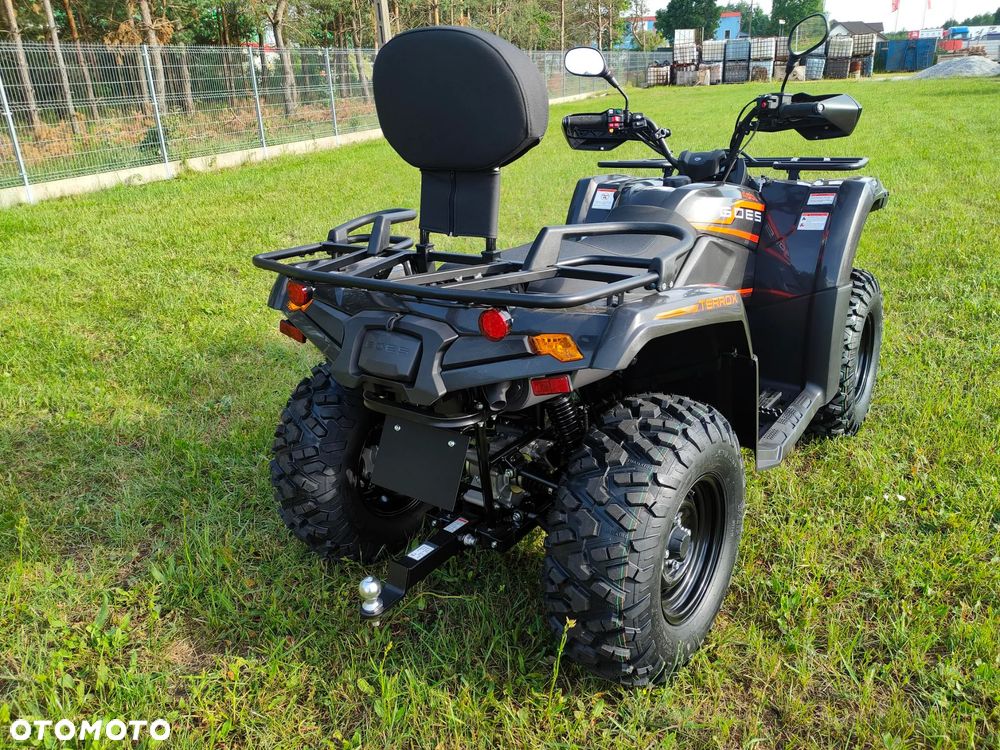 CFMoto CForce - 8
