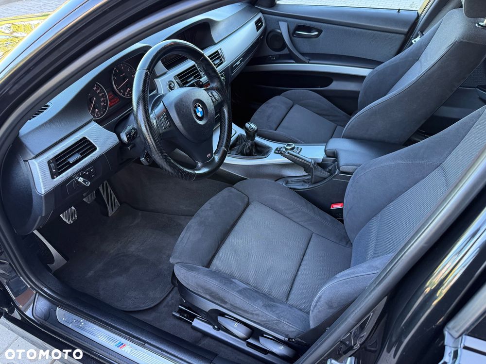 BMW Seria 3 318i - 8