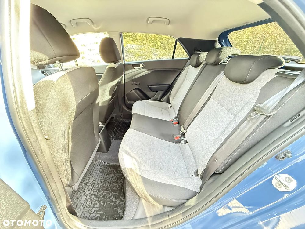 Hyundai i20 1.2 BlueDrive Go - 13