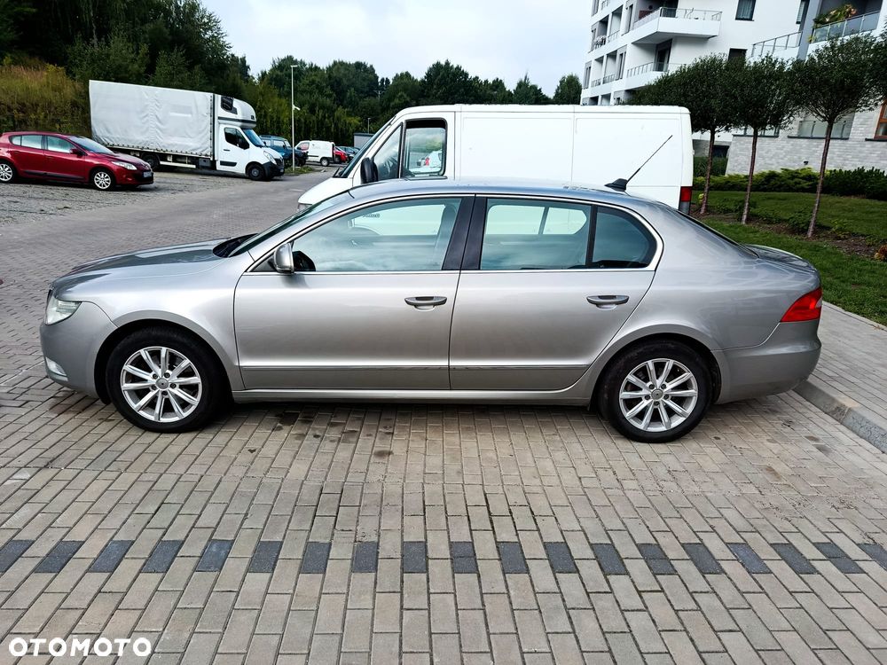 Skoda Superb 2.0 TDI Elegance - 3