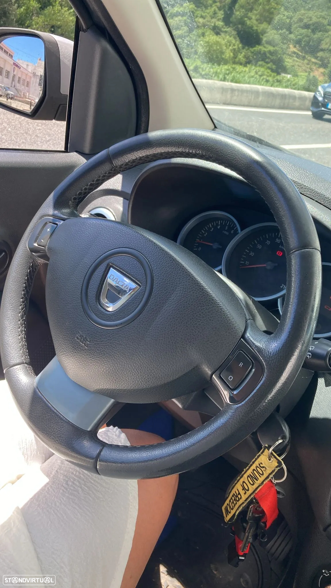 Dacia Lodgy 1.5 dCi Stepway 7L - 10