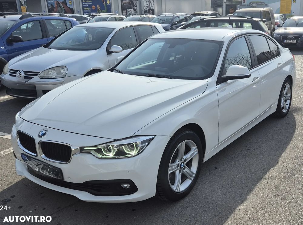 BMW Seria 3 320i Aut. Advantage - 1