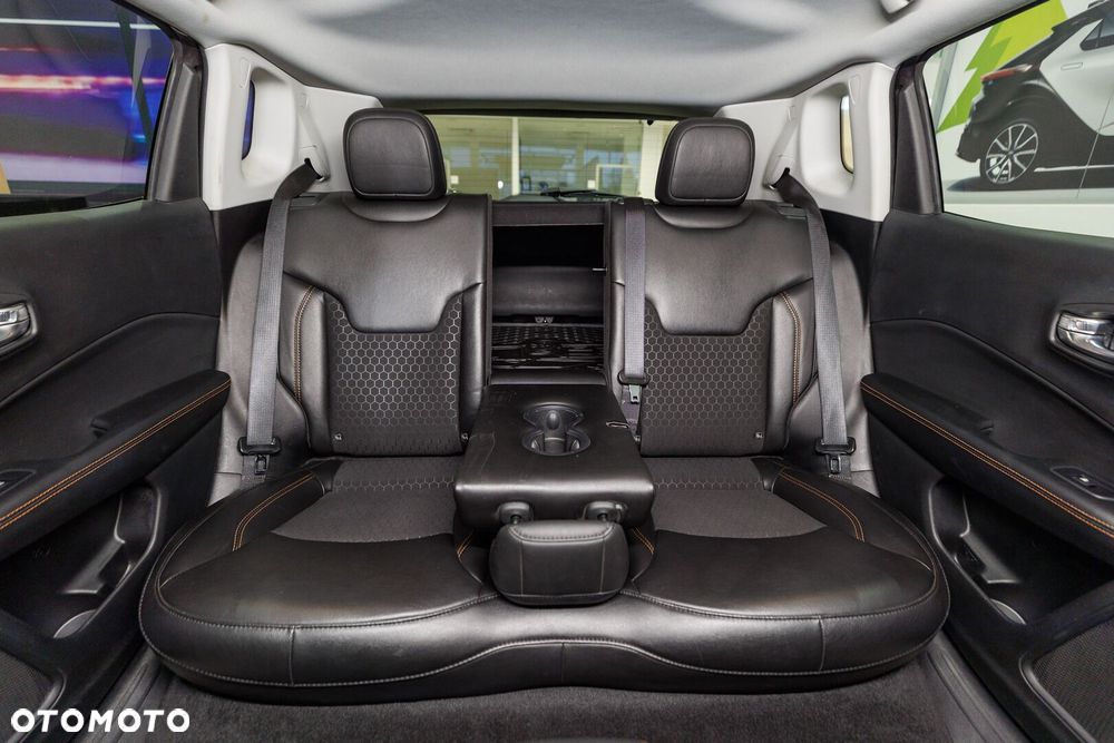 Jeep Compass 1.4 TMair Sport FWD S&S - 18