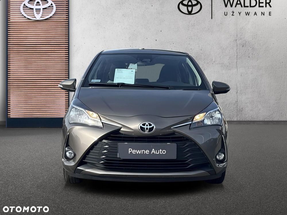 Toyota Yaris 1.5 Premium - 8