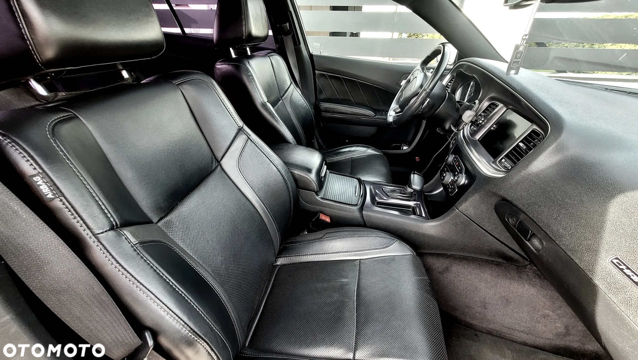 Dodge Charger 5.7 R/T - 8