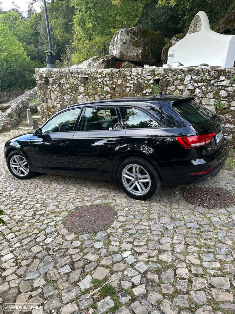 Audi A4 Avant 2.0 TDI Advance S tronic - 4