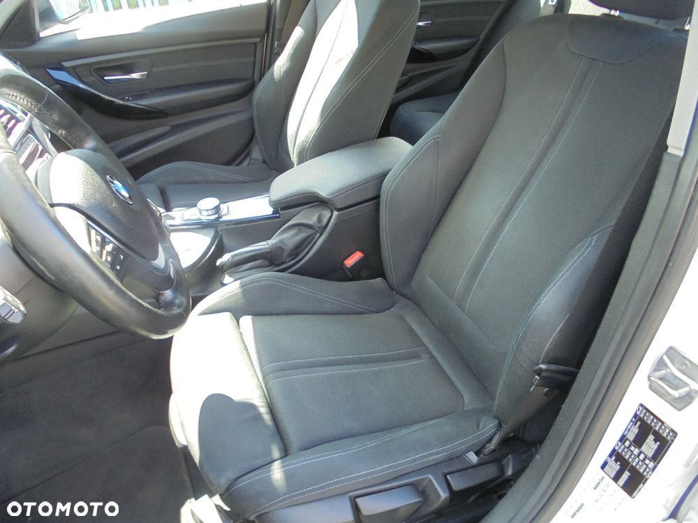 BMW Seria 3 320d Edition M Sport Shadow - 7
