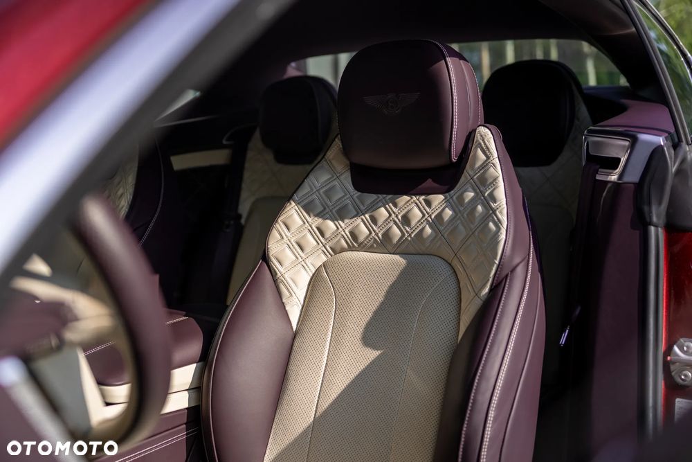 Bentley Continental GT - 24