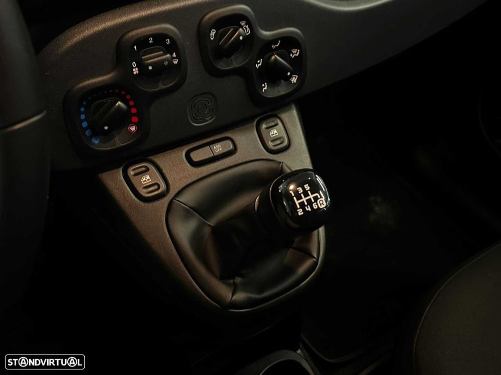 Fiat Panda 1.0 Hybrid City Cross - 10