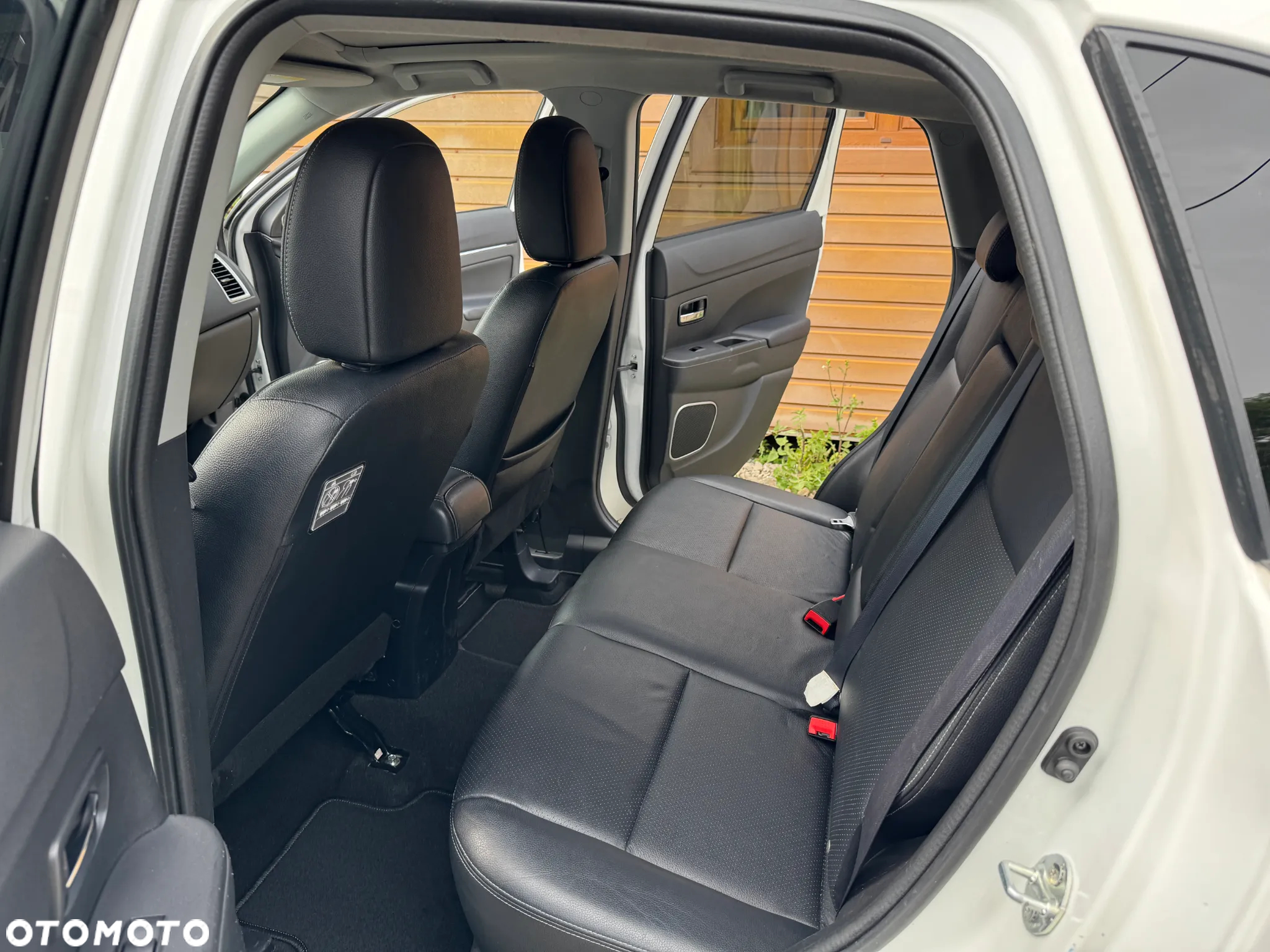 Mitsubishi ASX 1.8 DID Invite 4WD - 13