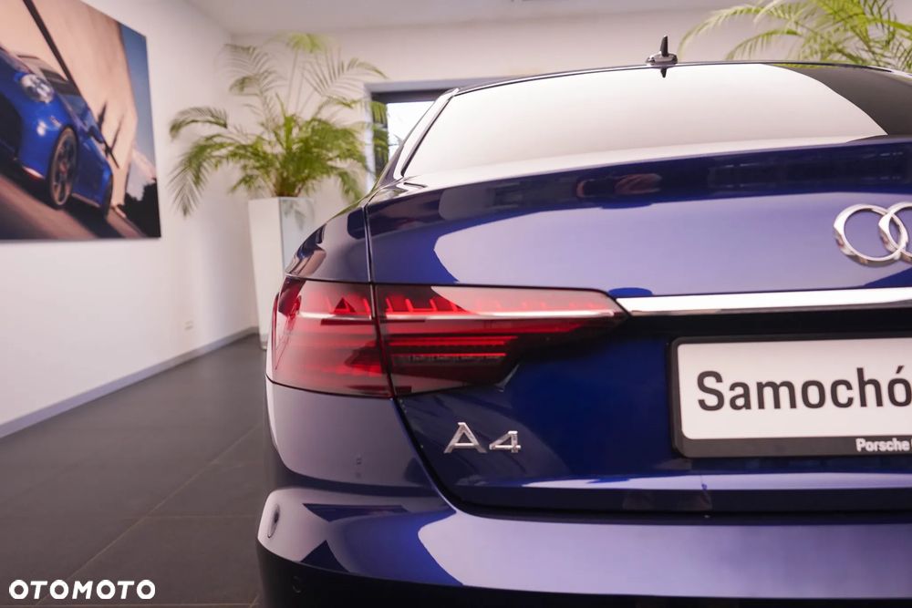 Audi A4 Limousine - 12