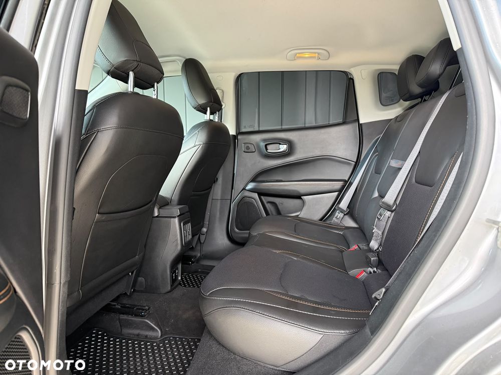 Jeep Compass 1.4 TMair Limited 4WD S&S - 29