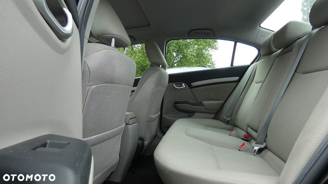 Honda Civic 1.8 Executive (z pak.opc.) - 8