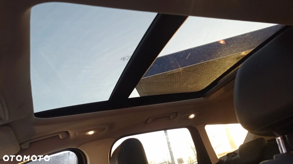 Ford Kuga 2.0 TDCi 4x4 Titanium - 34