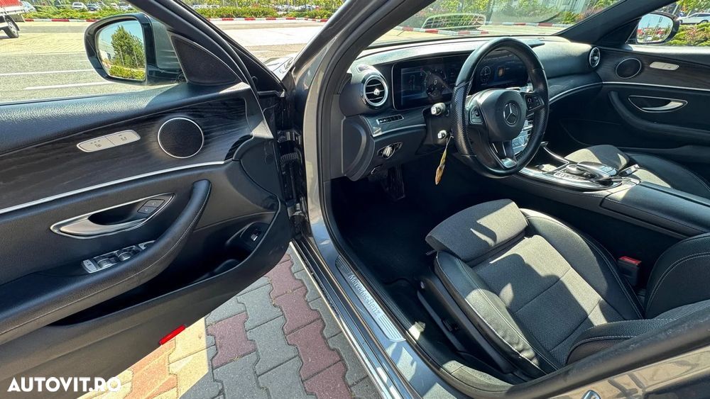 Mercedes-Benz E 220 d 4Matic 9G-TRONIC - 6