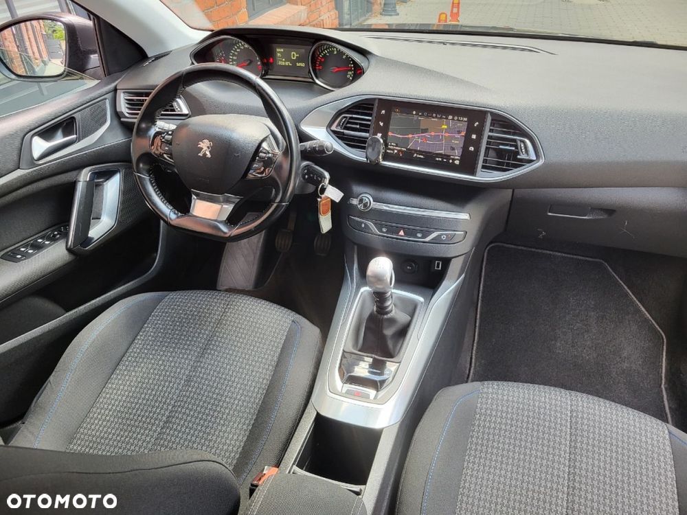 Peugeot 308 - 7