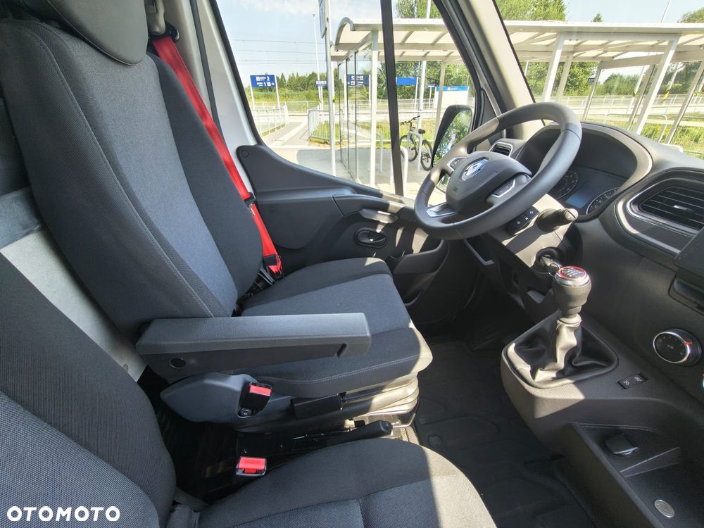Renault Master - 24