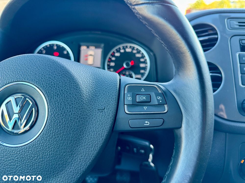 Volkswagen Tiguan - 19