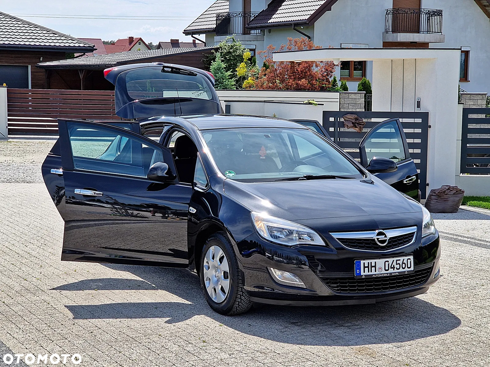 Opel Astra 1.4 150 Jahre - 8