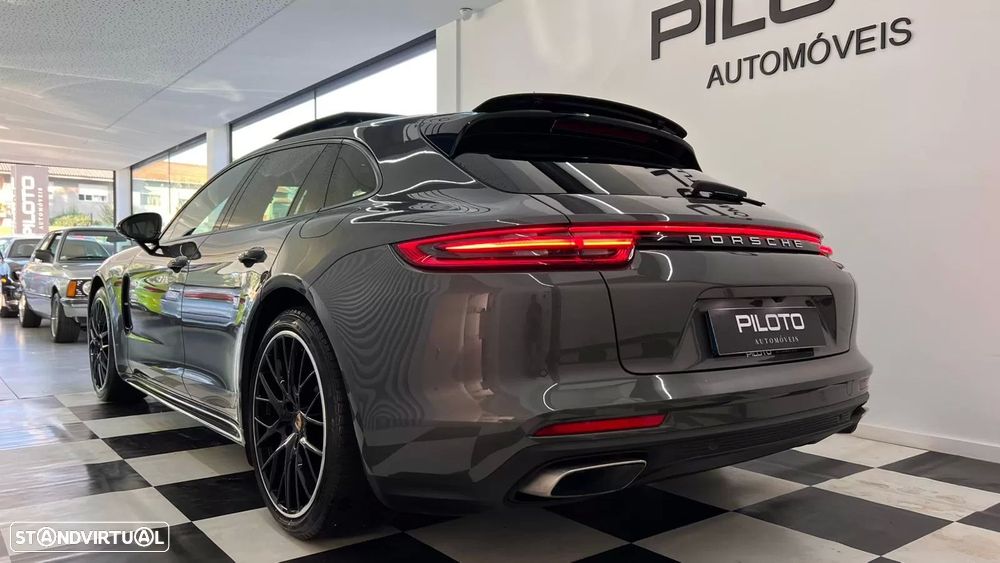 Porsche Panamera Sport Turismo 4 E-Hybrid Platinum Edition - 12