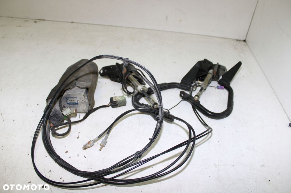 BMW E46 CABRIO POMPA HYDRAULICZNA DACHU 8234530 SIŁOWNIKI ZAWIASY - 1
