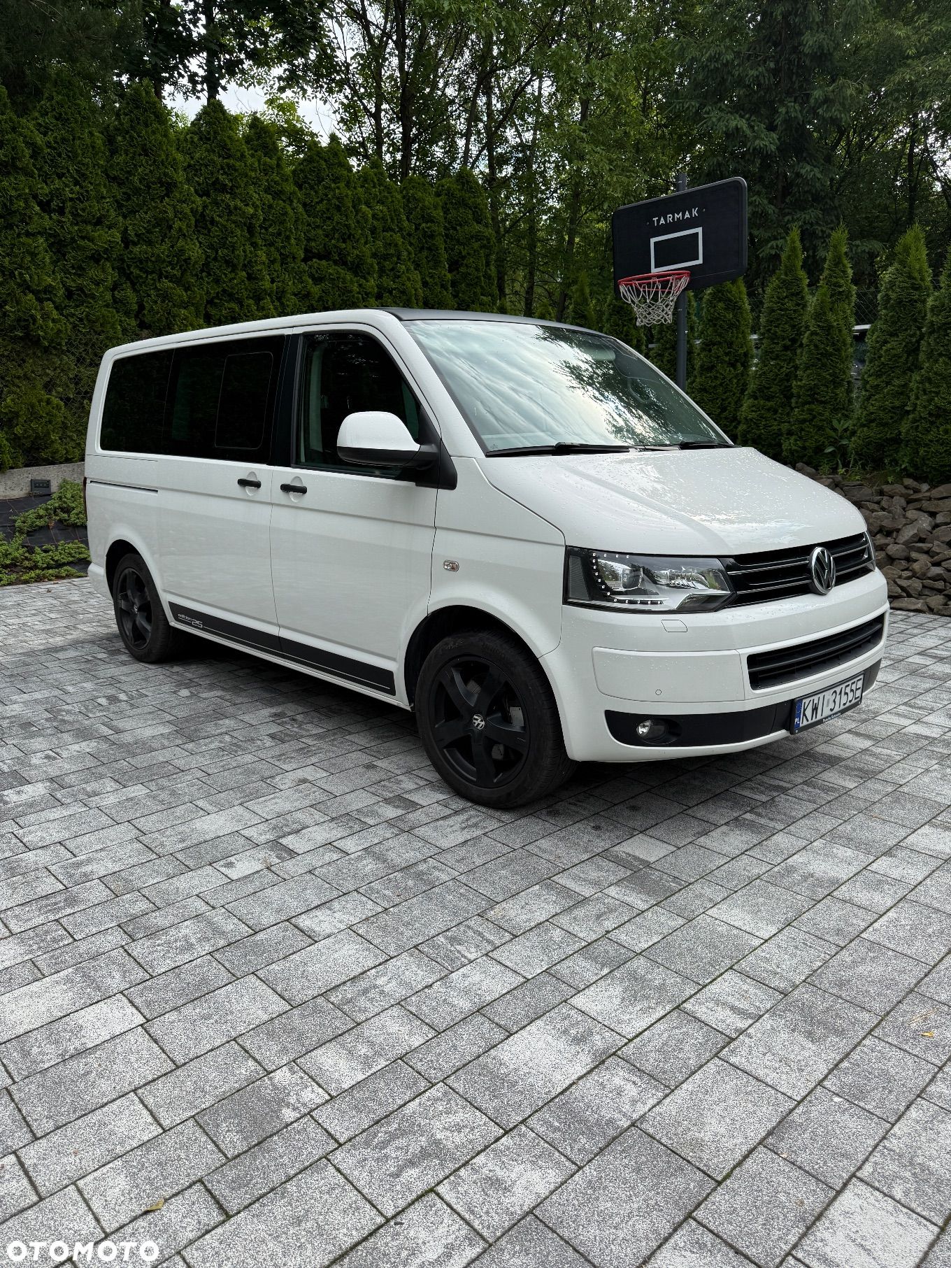 Volkswagen Multivan - 1