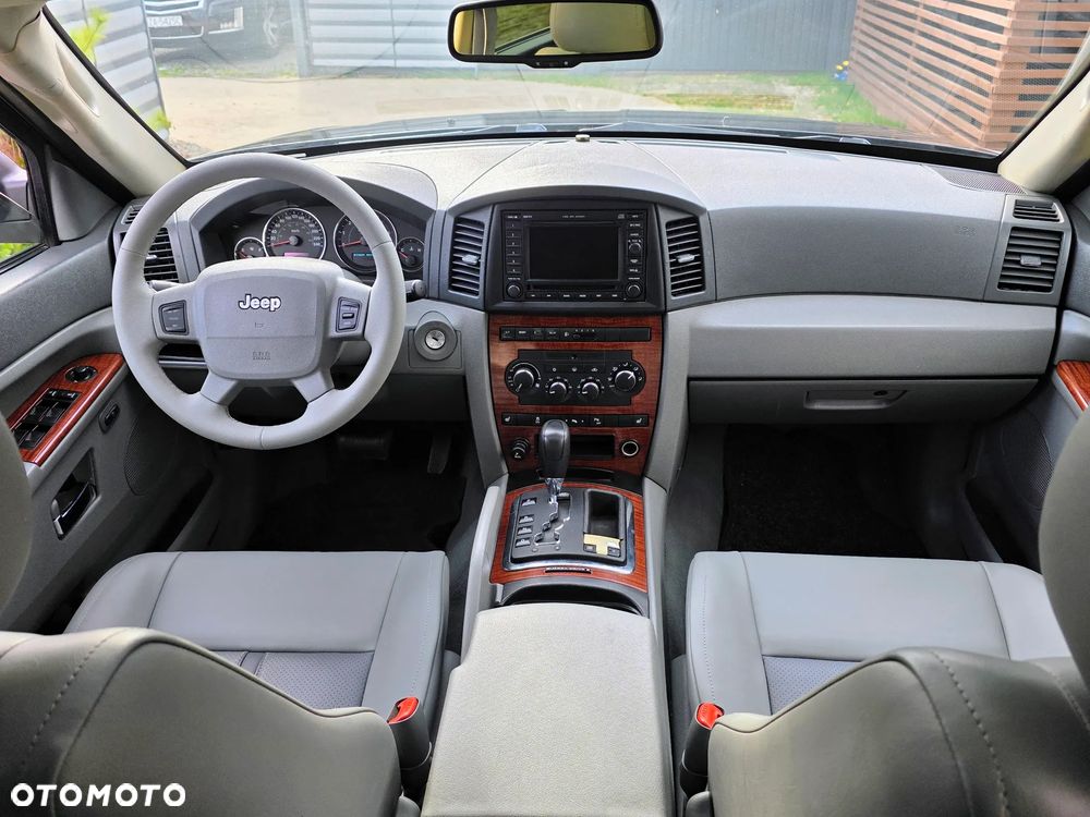 Jeep Grand Cherokee - 7