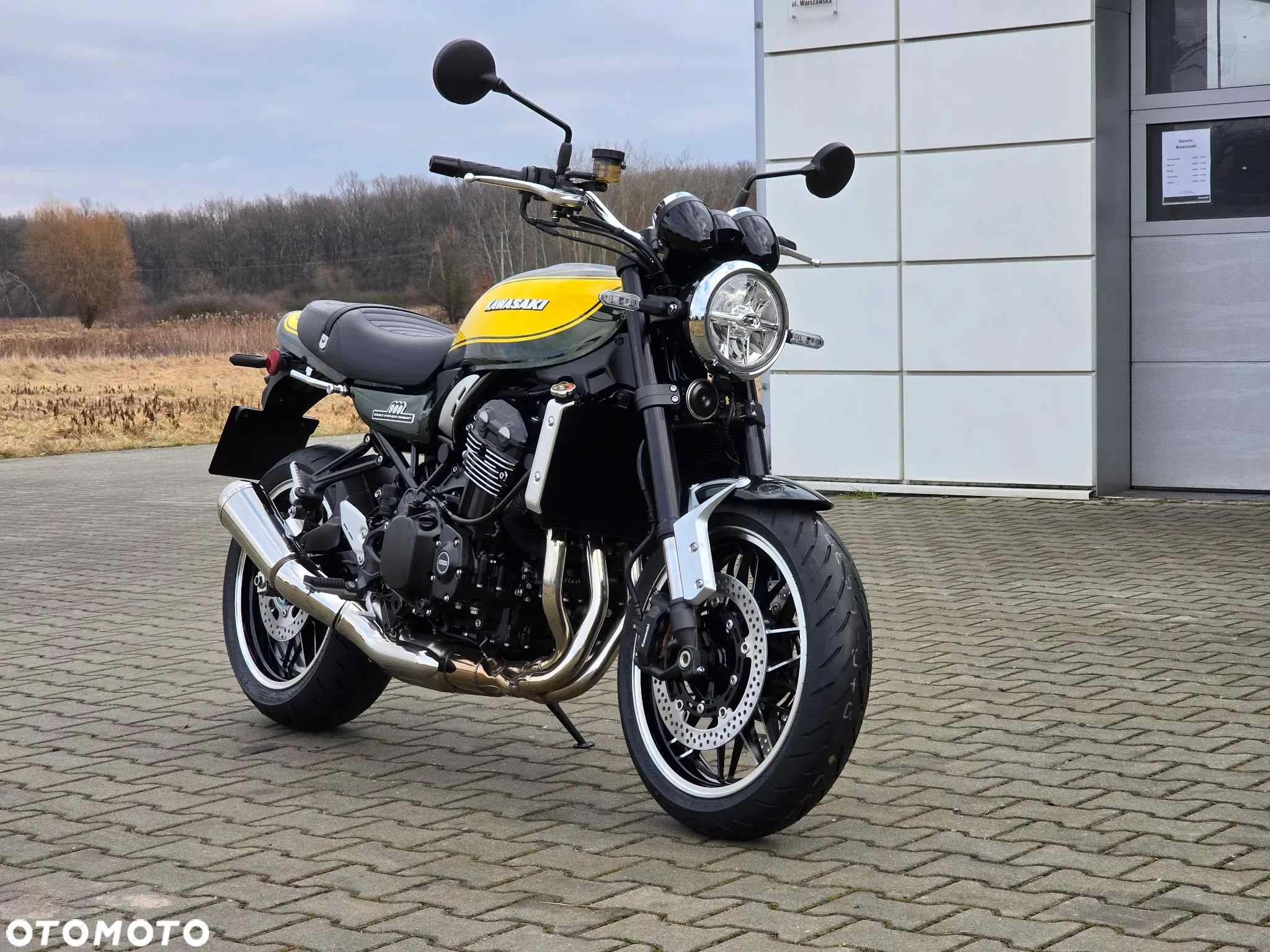 Kawasaki Z 900 RS - 6