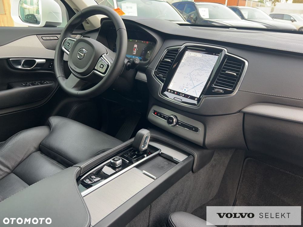 Volvo XC 90 - 26