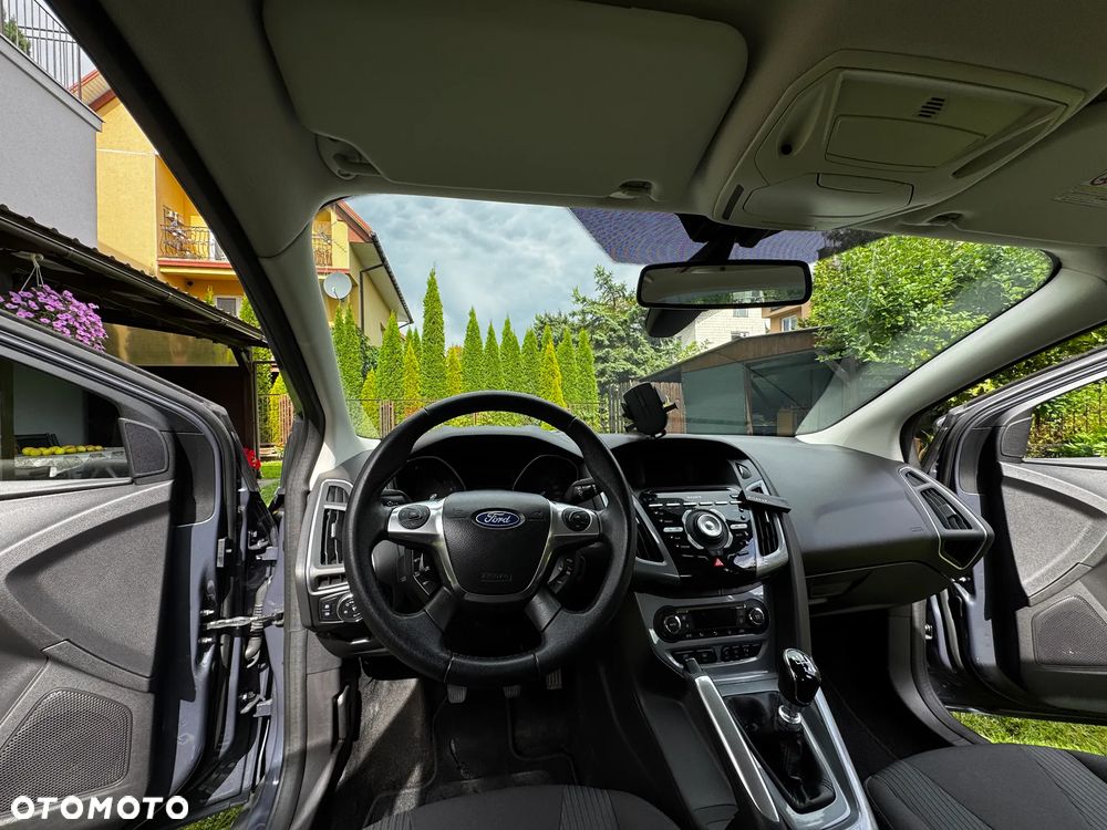 Ford Focus 1.6 EcoBoost Titanium - 21