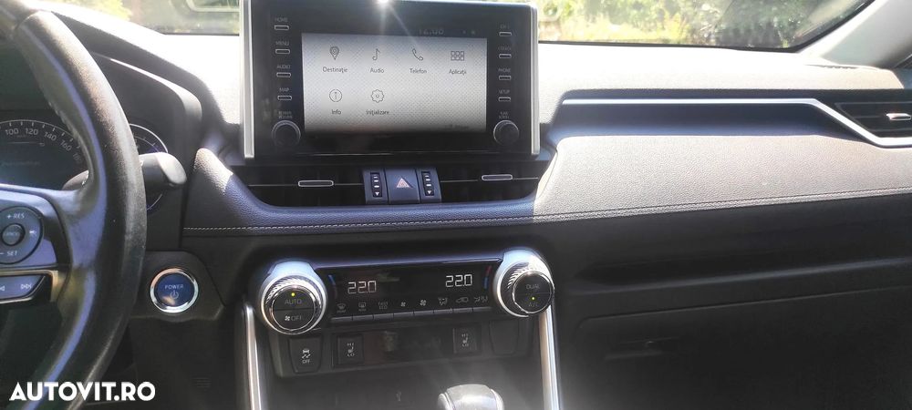 Toyota RAV4 - 30